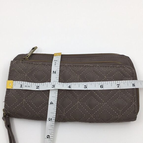 Travelon Taupe Gray Fabric Nylon Zip Inner Pocket Wristlet Wallet Accordion - Picture 12 of 12